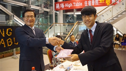 104學年度蘭陽校園High Table Dinner─住宿學院「新聲」餐會。