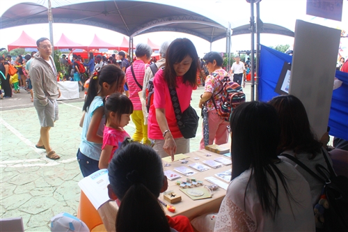 資傳系與大傳系學生參與國際風箏節文創商品設計競賽榮獲佳績。