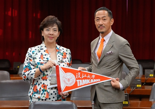 日本同志社大學校長村田晃嗣一行4人蒞校參訪。