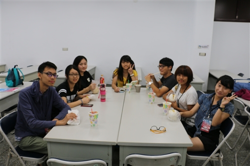 大傳系舉辦「2015青少年行動微電影進階營」。