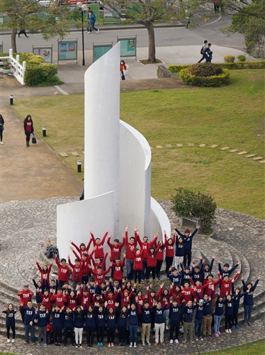 學生發起全校TKU帽T日TKU Hoodie Day活動。