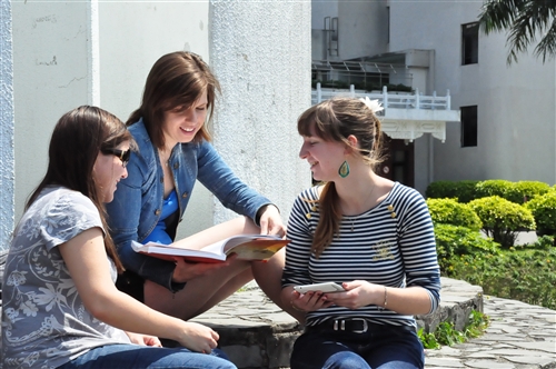 本校榮獲教育部大專校院國際化品質視導「特優獎」。