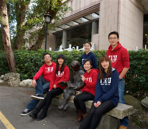 學生發起全校TKU帽T日TKU Hoodie Day活動。