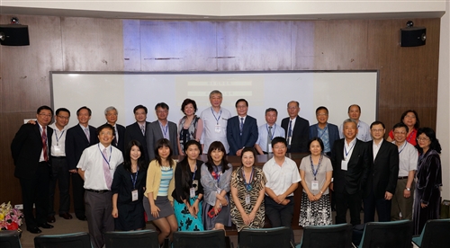 管理科學學系舉辦「新世代管理科學研討──產業發展趨勢論壇」。