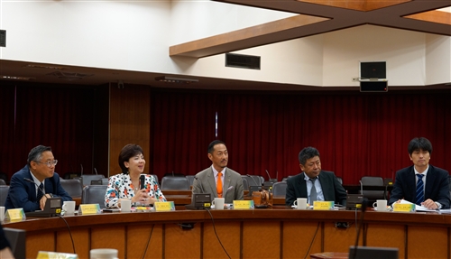 日本同志社大學校長村田晃嗣一行4人蒞校參訪。