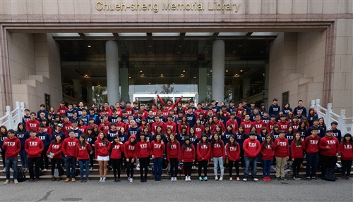 學生發起全校TKU帽T日TKU Hoodie Day活動。