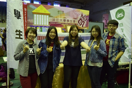 賀本校學生會蟬聯大專校院學生會成果競賽「卓越獎」；公行系學會與如來實證社榮獲全國學生社團評鑑「特優獎」。