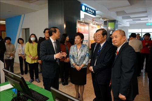 大數據應用、校務研究、學習分析，共享智慧校園時代