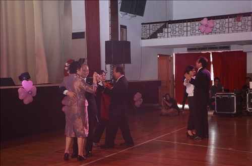 淡江66 生日快樂