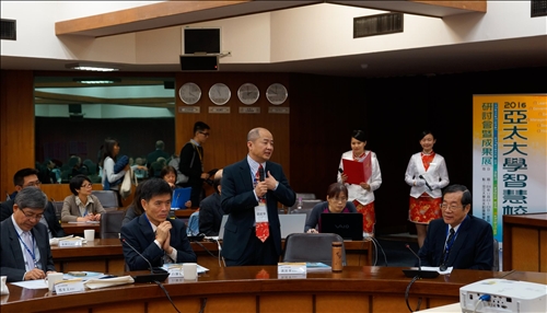 大數據應用、校務研究、學習分析，共享智慧校園時代