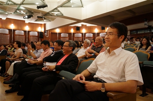 「淡江花月夜」女教職員聯誼會合唱團第三度熱演。