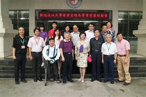 張校長率團參加大陸華南校友聯誼會春之饗宴暨正名活動。