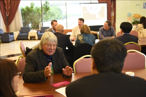 遊戲方式探索「可能的」「可見的」「可欲的」未來