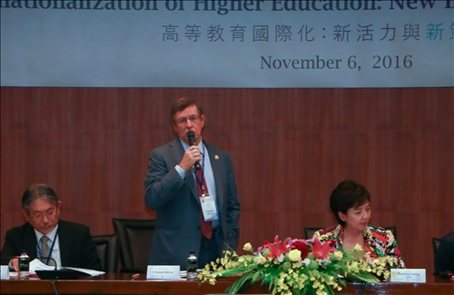 近悅遠來 同賀校慶