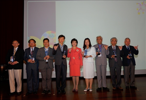 感恩集資響應守謙國際會議中心興建工程