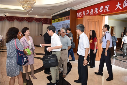 提點人類尋找安全美好之路