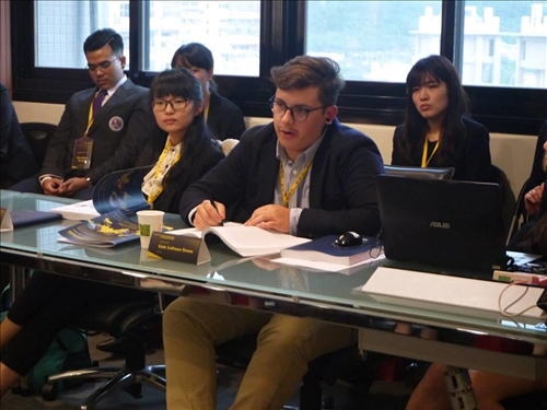 世界青年領袖論壇增進學生評析全球議題的能力