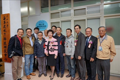 打開深海寶藏 擴展無線通訊發展