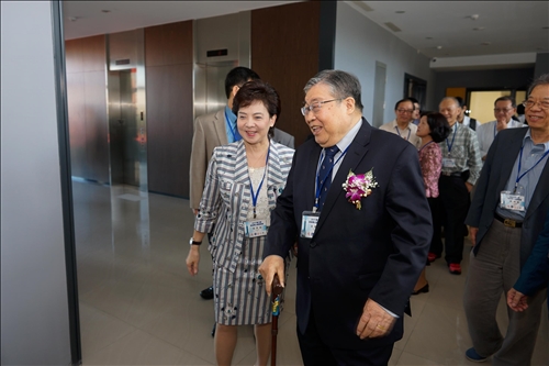 實現以品質為中心的新中華文化