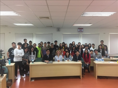 深化國際知名大學交流 締造系所國際化願景