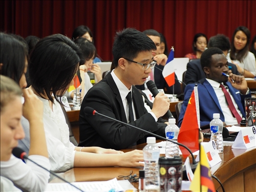 模擬聯合國會議 進行實務練習 拓展全球視野