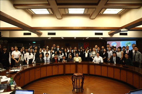 模擬聯合國會議 進行實務練習 拓展全球視野