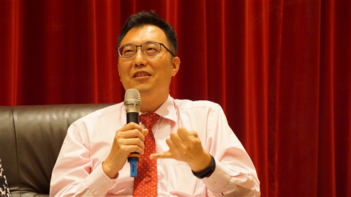 106學年校長與大四學生有約-出國心得分享與經驗交流座談會