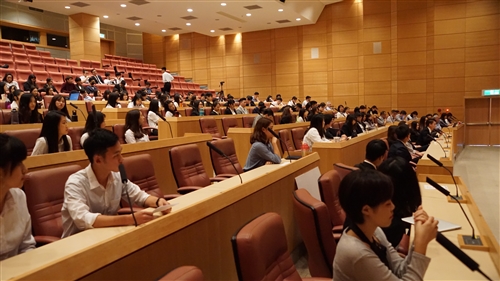 106學年校長與大四學生有約-出國心得分享與經驗交流座談會