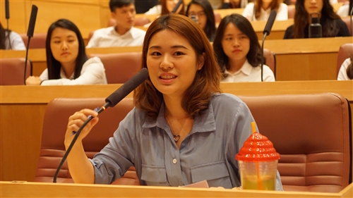 106學年校長與大四學生有約-出國心得分享與經驗交流座談會