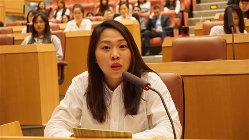 106學年校長與大四學生有約-出國心得分享與經驗交流座談會