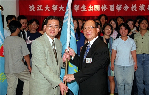 永懷創辦人張建邦博士