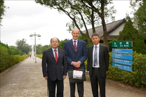 淡江熊貓講座開講 首聘奧比俄國家工程院士