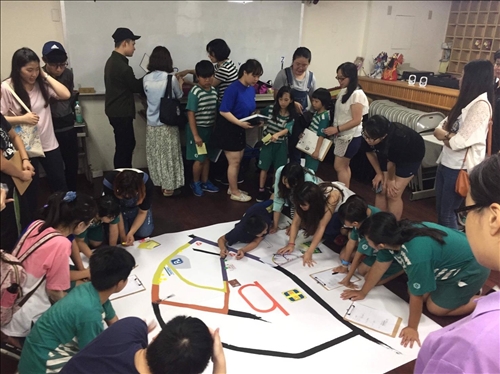 大手牽小手 尋找北淡水燕子道