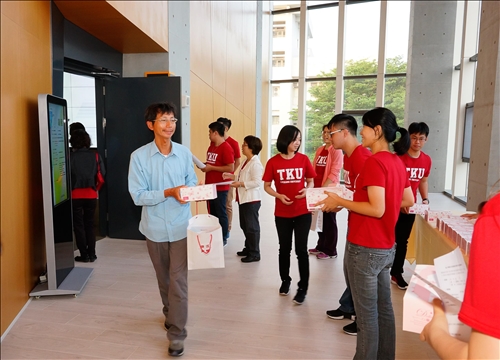 強化行政效能 撐起各校的支點