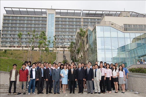 永懷創辦人張建邦博士