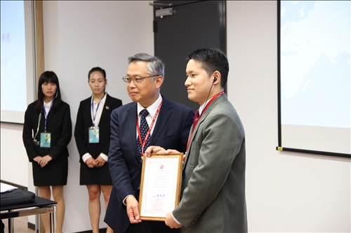 淡江戰略學派發揚「學術重鎮、國家干城」