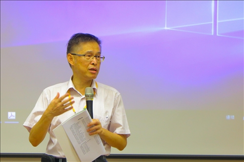 3-主辦委員、淡江大學物理系周子聰老師主持開幕