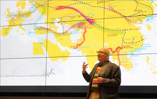 淡江熊貓講座開講(10)-邀請加拿大約克大學榮譽教授Dr. Daniel DRACHE