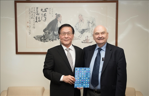 淡江熊貓講座開講(8)-聘請歐洲科學院院士Dr. Janusz Kacprzyk