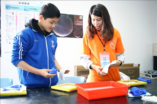 淡江化學車首航基隆市•趣味科教嘉惠雨港學子