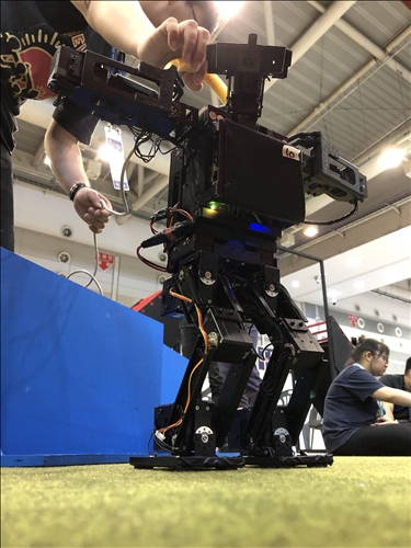 淡江參賽的機器人(3)