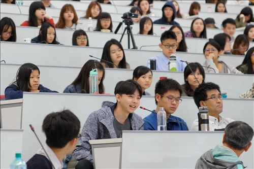 淡江熊貓講座開講(10)-邀請加拿大約克大學榮譽教授Dr. Daniel DRACHE