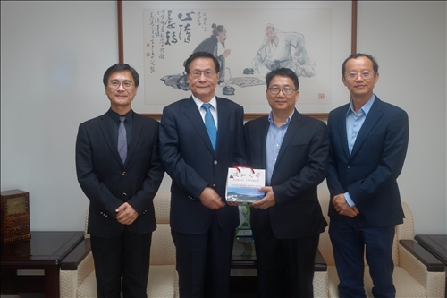 淡江熊貓講座開講(7)-聘請姊妹校加拿大阿薩巴斯卡大學林復華教授