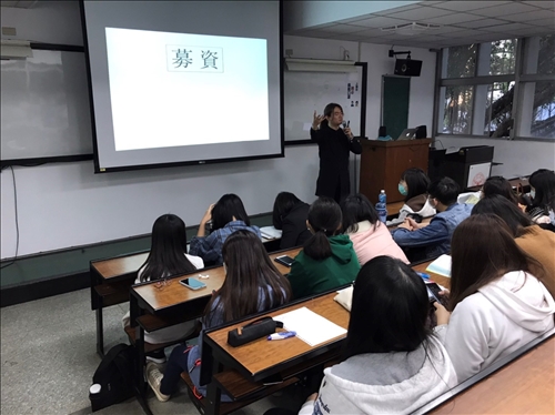 洪導演分享募資方式與經歷