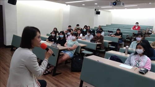 勉勵大家找到自己所關注的事情，勇往直前。