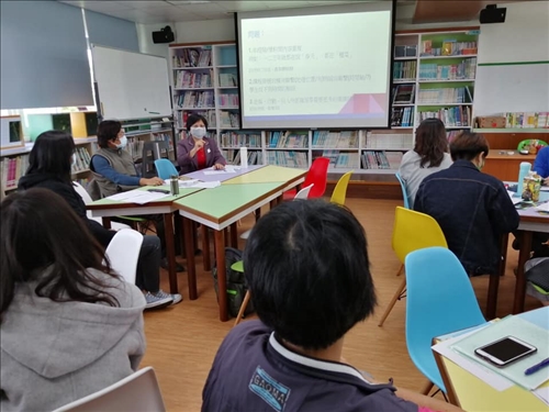 淡江大學陳麗華教授講演