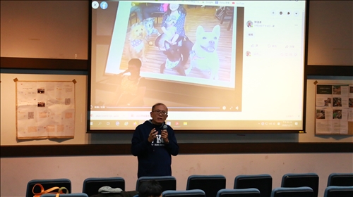 陸研所陳建甫所長進行教學特優教師「弱勢團體與社會福利」課程觀課交流。