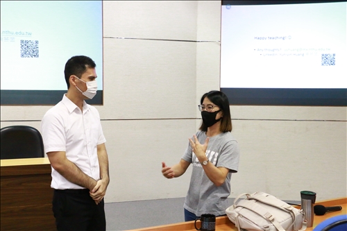 會後黃芸茵老師分享教學經歷