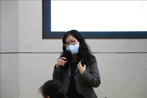 邀請國立師範大學蘇淑娟教授進行「大學之道」與「海岸環境變遷」作為SDGs教學分享