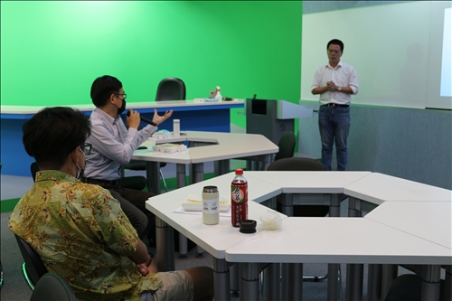 與會教師提問交流